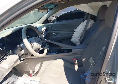 2022 Hyundai Elantra Sel from USA, damaged, VIN KMHLN4AG1NU356874